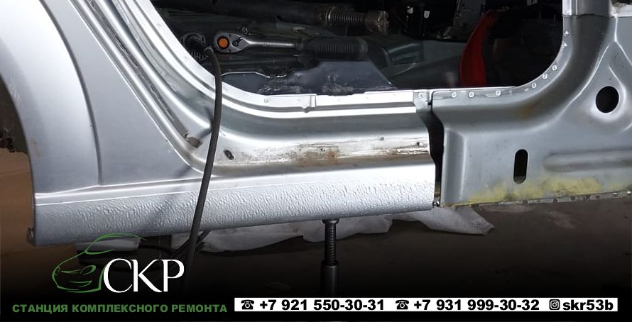 Восстановление кузова после ДТП на Опель Мерива (Opel Meriva) в СПб в автосервисе СКР.